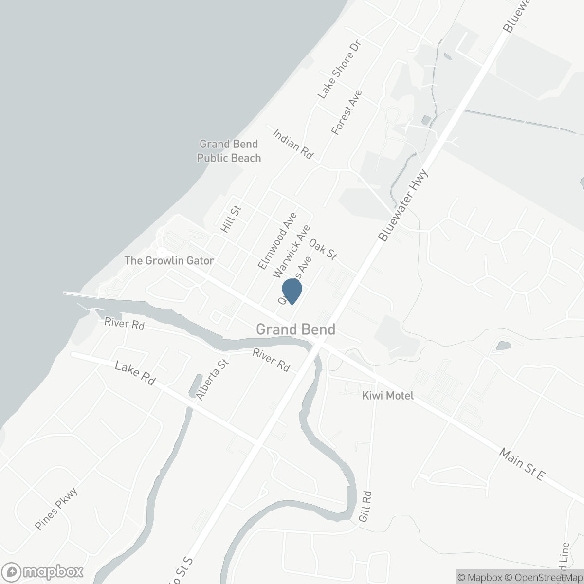10 QUEENS AVENUE, Grand Bend, Ontario N0M 1T0